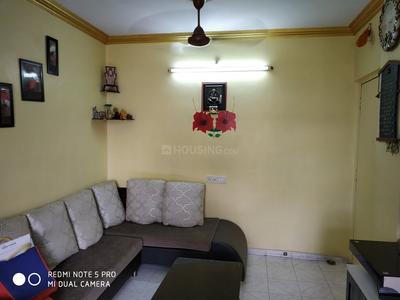 Gallery Cover Image of 900 Sq.ft 2 BHK Apartment for buy in Thane West for 7900000
