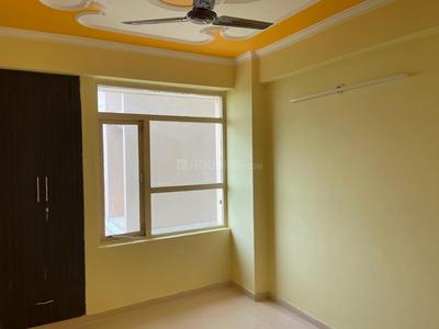 Gallery Cover Image of 650 Sq.ft 3 BHK Apartment for buy in Auric City Homes, Sector 82 for 2700000