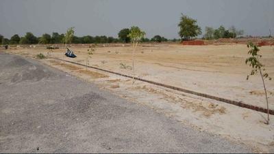 Gallery Cover Image of Sq.ft Residential Plot for buy in Cooperganj for 1171800
