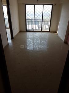 Gallery Cover Image of 960 Sq.ft 2 BHK Apartment for buy in Malad West for 12000000