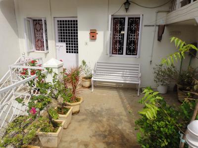 1 BHK Independent House