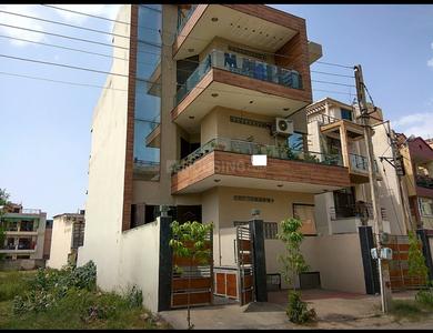 2 BHK Independent Floor