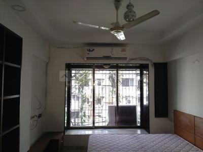 Gallery Cover Image of 1500 Sq.ft 3 BHK Apartment for buy in Vile Parle East for 45000000