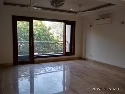 Gallery Cover Image of 2100 Sq.ft 4 BHK Independent Floor for buy in Safdarjung Enclave for 50000000