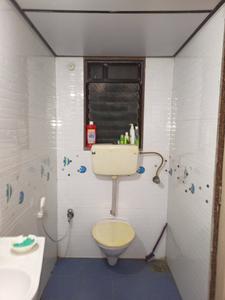 Common Bathroom Image of PG 5332890 Bhiwandi in Bhiwandi