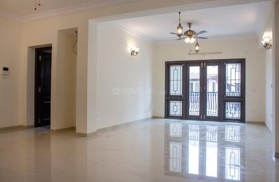 Gallery Cover Image of 1700 Sq.ft 3 BHK Apartment for rent in Benson Town for 51800