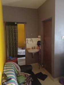 Gallery Cover Image of 450 Sq.ft 1 BHK Apartment for buy in Kolathur for 2400000