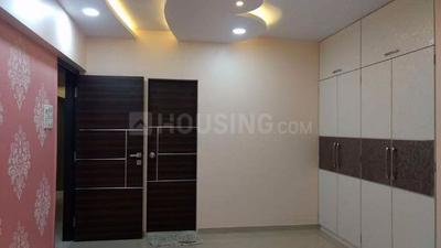 Gallery Cover Image of 1800 Sq.ft 3 BHK Apartment for buy in Thane West for 22000000