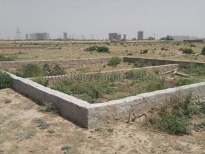 Gallery Cover Image of Sq.ft Residential Plot for buy in Sector 42 for 75582124