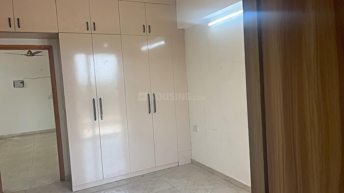 MRG The Balcony - Image 9