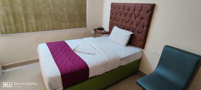 Bedroom Image of Zingle Stay in Meenambakkam