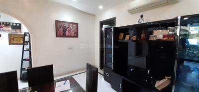 Gallery Cover Image of 2700 Sq.ft 3 BHK Apartment for buy in Palam Vihar for 13500000