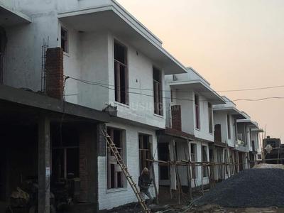 Gallery Cover Image of 900 Sq.ft 3 BHK Independent House for buy in Noida Extension for 3650000