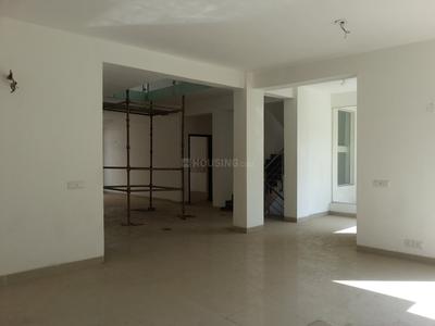 5+ BHK Independent House