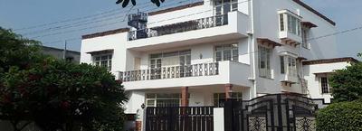 आवासीय प्लॉट