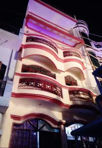 Gallery Cover Image of 400 Sq.ft 4 BHK Independent House for buy in Rajajipuram for 5500000