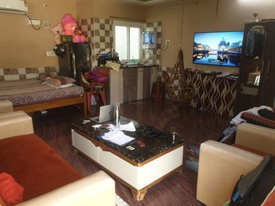 Gallery Cover Image of 400 Sq.ft 1 BHK Independent Floor for rent in Alandur for 10500