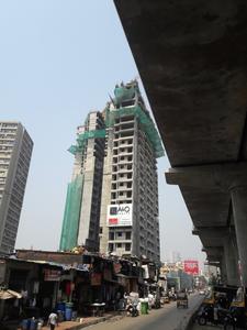 Gallery Cover Image of 1050 Sq.ft 1 BHK Apartment for buy in Dahisar East for 10000000