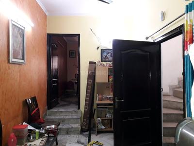 Gallery Cover Image of 900 Sq.ft 2 BHK Independent Floor for buy in Sector 49 for 2900000