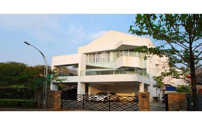 Gallery Cover Image of 4850 Sq.ft 5 BHK Independent House for buy in Mohammed Wadi for 40000000