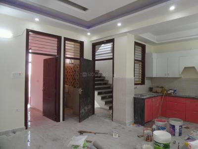 Gallery Cover Image of 1080 Sq.ft 3 BHK Independent Floor for buy in Govindpuram for 2850000