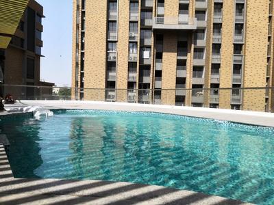 Gallery Cover Image of 1632 Sq.ft 3 BHK Apartment for buy in Memnagar for 10000000