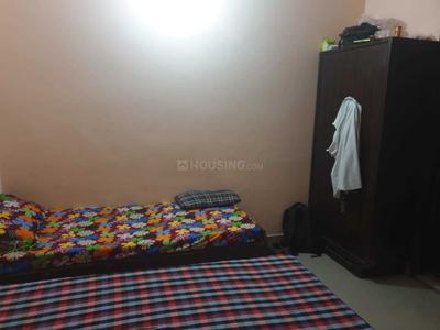 Bedroom Image of Radhe Radhe PG in Sector 39