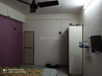 Gallery Cover Image of 850 Sq.ft 2 BHK Apartment for rent in Andheri East for 12800