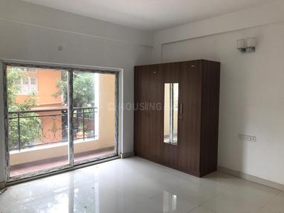 Gallery Cover Image of 1325 Sq.ft 2 BHK Apartment for rent in Embassy Habitat, Vasanth Nagar for 45000