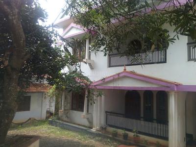 Gallery Cover Image of 2500 Sq.ft 4 BHK Independent House for buy in Mannanthala for 60000000