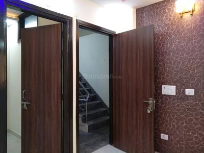 Gallery Cover Image of 500 Sq.ft 2 BHK Apartment for buy in Matiala for 2100000