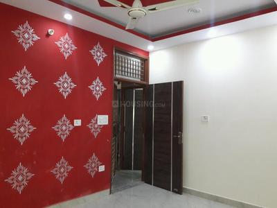 Gallery Cover Image of 450 Sq.ft 2 BHK Apartment for buy in Dwarka Mor for 2600000