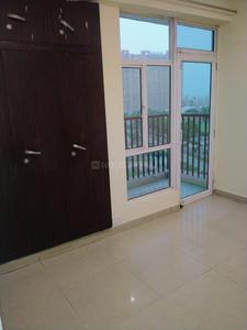 Gallery Cover Image of 1350 Sq.ft 3 BHK Apartment for rent in Gaursons Gaur City 5th Avenue, Noida Extension for 11500