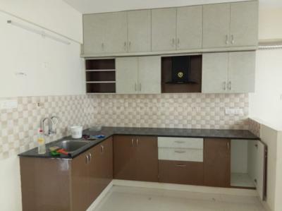 Gallery Cover Image of 1250 Sq.ft 2 BHK Apartment for rent in Vaishno Signature, Krishnarajapura for 21000