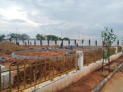 Gallery Cover Image of Sq.ft Residential Plot for buy in Chembarambakkam for 1950000