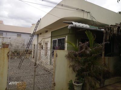 Gallery Cover Image of 800 Sq.ft 2 BHK Independent House for buy in Benz Circle for 16000000