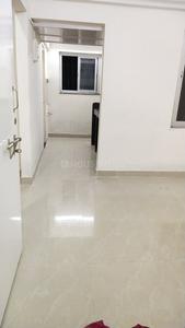 Gallery Cover Image of 350 Sq.ft 1 BHK Apartment for rent in Vighnaharta CHS, Parel for 16000