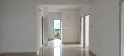 Gallery Cover Image of 1090 Sq.ft 2 BHK Apartment for buy in Singasandra for 4475000