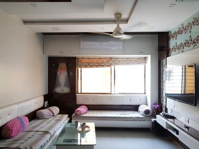 Gallery Cover Image of 1215 Sq.ft 3 BHK Apartment for buy in Pimpri for 10000000