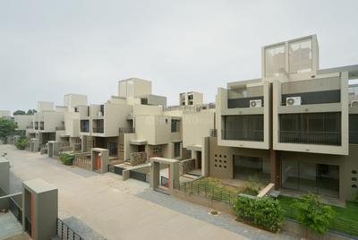 Gallery Cover Image of 3150 Sq.ft 4 BHK Independent House for buy in Shantipura for 25000000