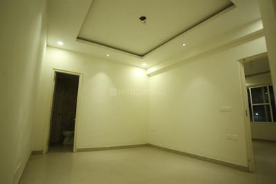 Gallery Cover Image of 1700 Sq.ft 3 BHK Apartment for buy in South City for 6650000