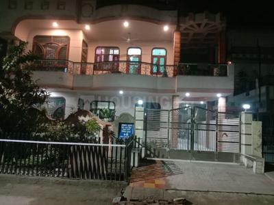 Gallery Cover Image of 2480 Sq.ft 3 BHK Independent Floor for rent in Modipuram for 9000