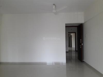 Gallery Cover Image of 850 Sq.ft 2 BHK Apartment for buy in Malad West for 13000000