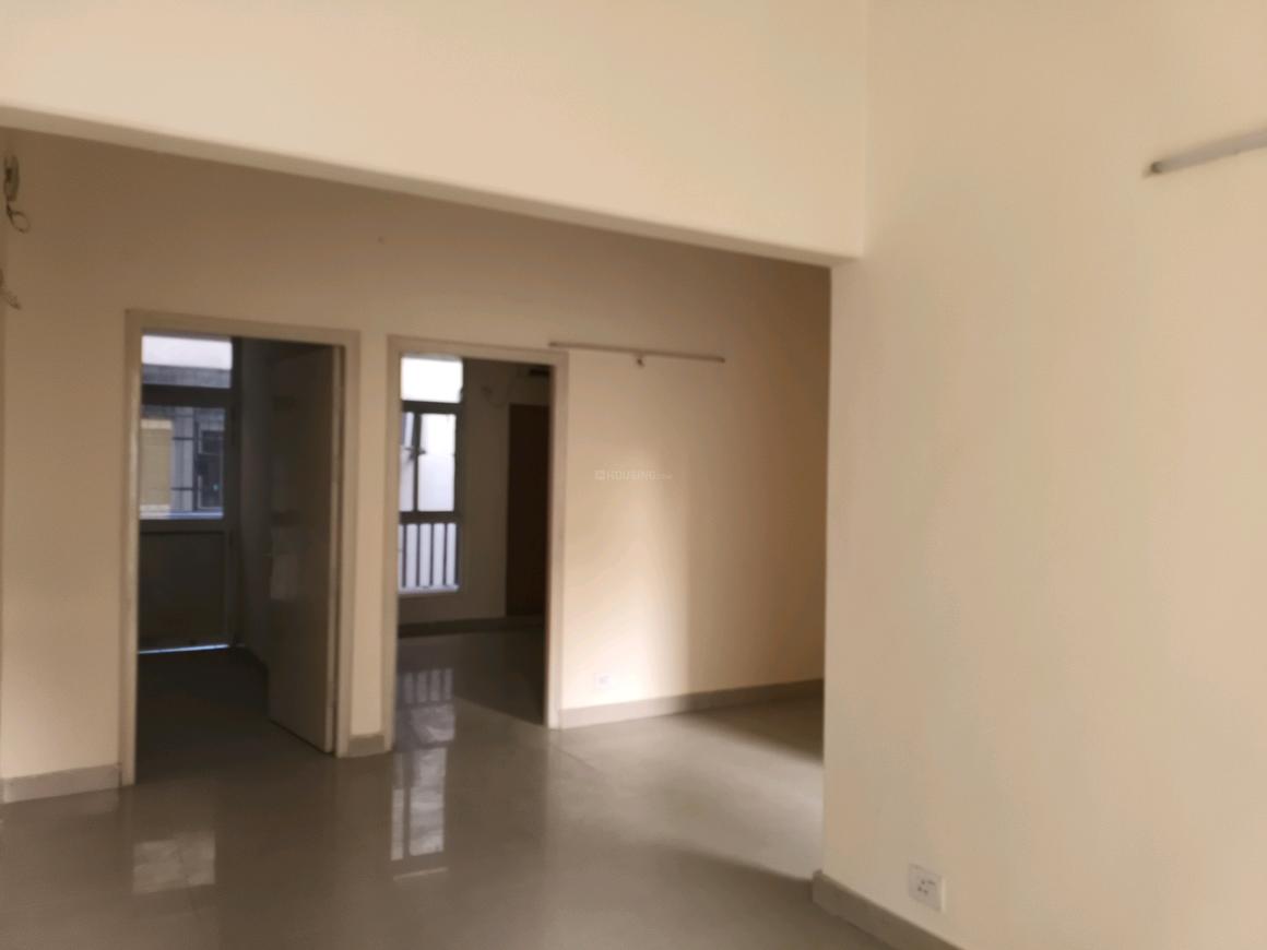 Oxford Square - Image 6