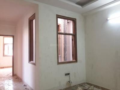 Gallery Cover Image of 750 Sq.ft 2 BHK Apartment for buy in Chhattarpur for 3000000