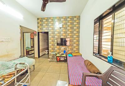 Gallery Cover Image of 1620 Sq.ft 4 BHK Independent House for buy in Nirnay Nagar for 8500000