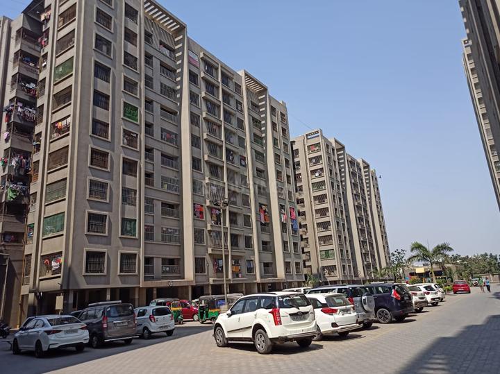 2 BHK 1001 Sqft Apartment for sale at Dindoli, Surat Property ID 11486166