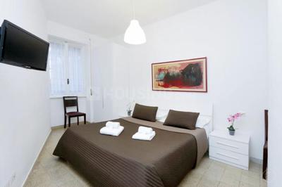 Gallery Cover Image of 1450 Sq.ft 3 BHK Apartment for buy in Aliganj for 4930000