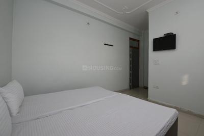 Bedroom Image of Oyo Life Grg1191 in Sector 33