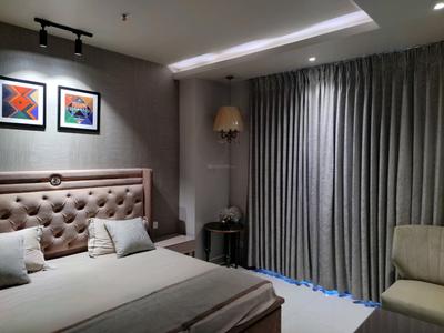 4 BHK फ़्लैट